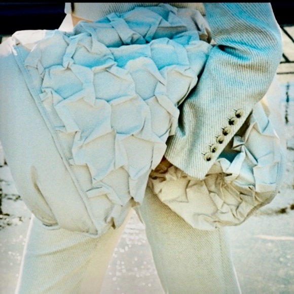 NWT ZARA Cream Quilted Oversized Hobo Tote Shoulder Bag Ruffle Detail Puffer - Picture 5 of 12